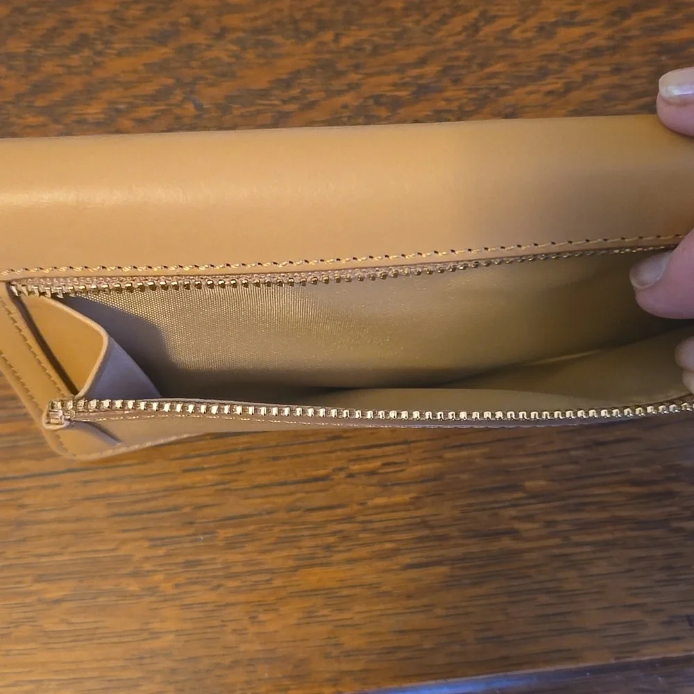 Brahmin Ady Wallet In Creme Talitha Leather NWOT - Picture 5 of 16